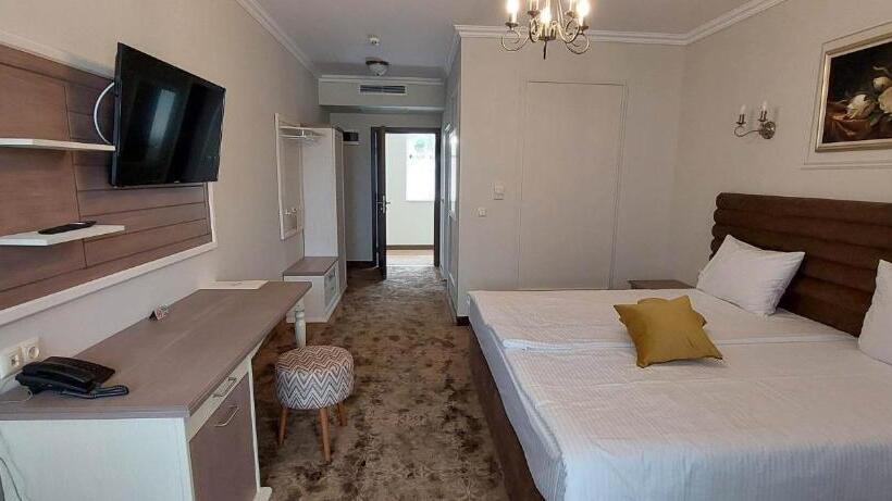 בית מלון כפרי Villa Della Rosa