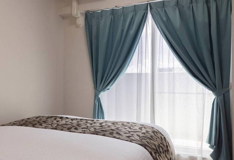 Mr.kinjo In Nishizato Miyakojima