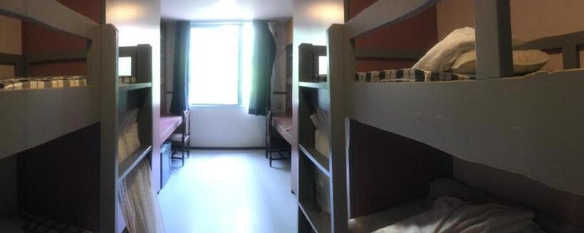 Narita Airport Samurai Hostel