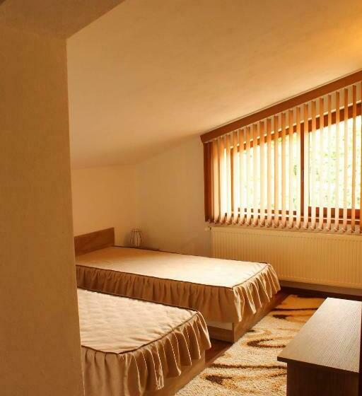 膳宿费 стаи за гости диневи