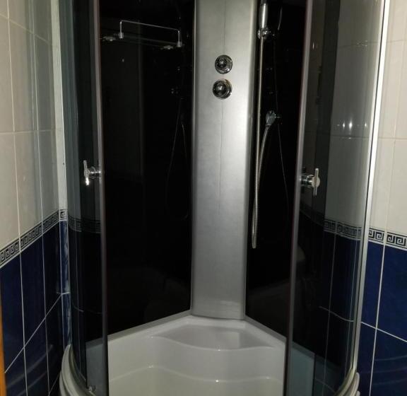 پانسیون у ірини