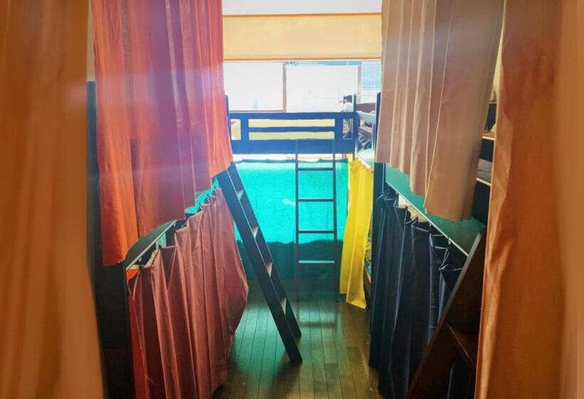 פנסיון 泊まれる図書館 寄処  Yosuga