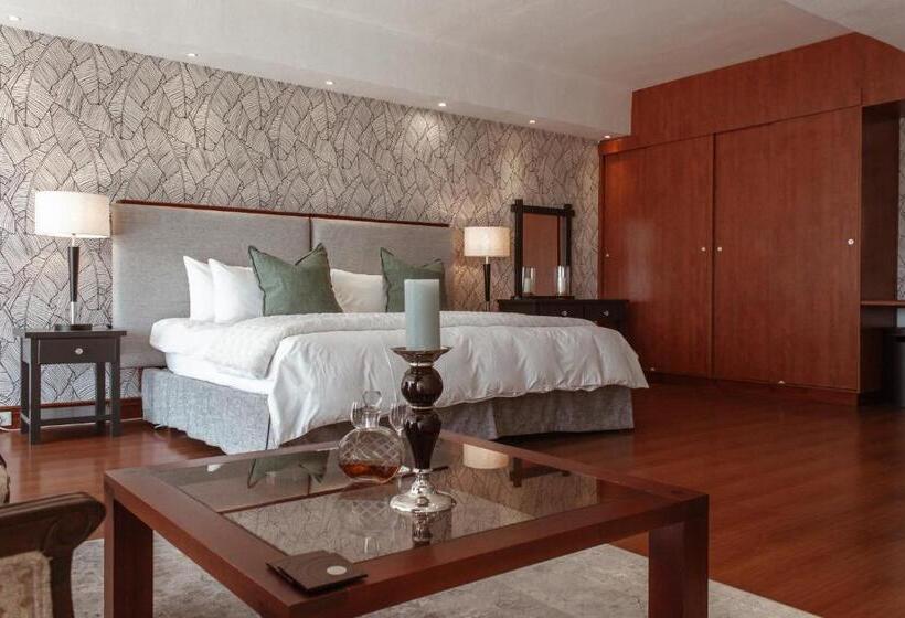 بنسيون Highlands Eco Estate