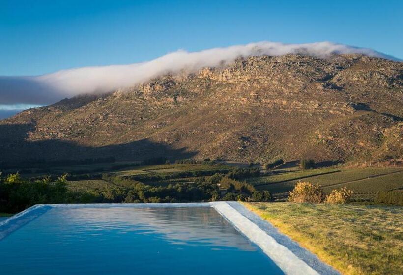 بنسيون Highlands Eco Estate