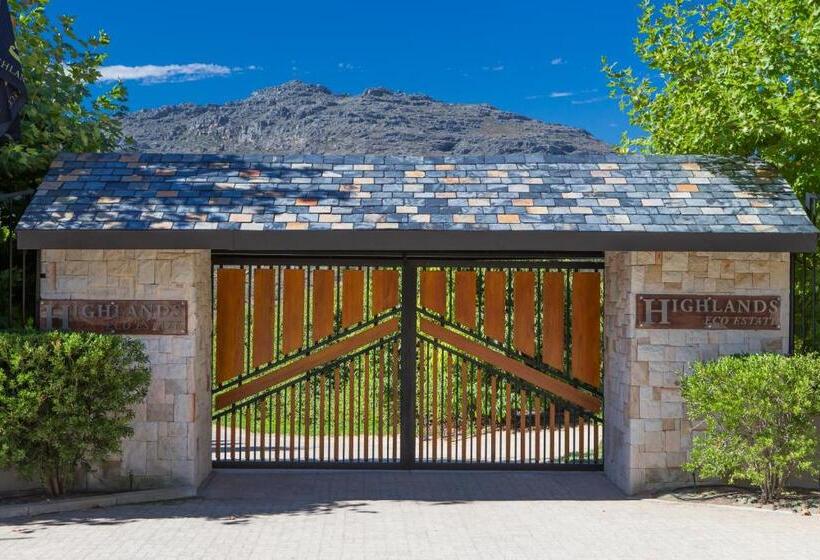 بنسيون Highlands Eco Estate