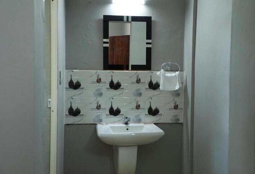 بنسيون Kailasa Stays