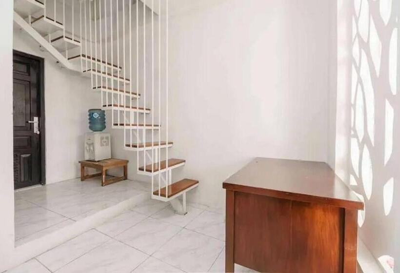 Пансион Koolkost Syariah Near Bintaro Jaya Xchange