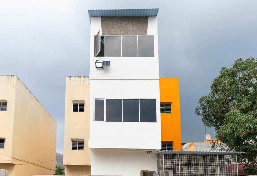 Пансион Reddoorz Plus At Mitrotel Medan