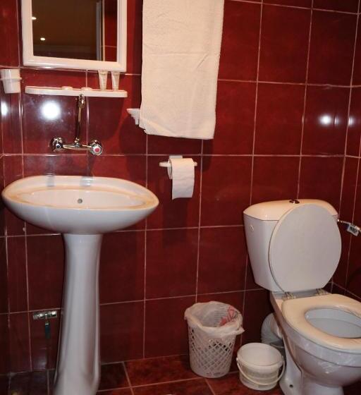 بنسيون Tezh Ler у тани