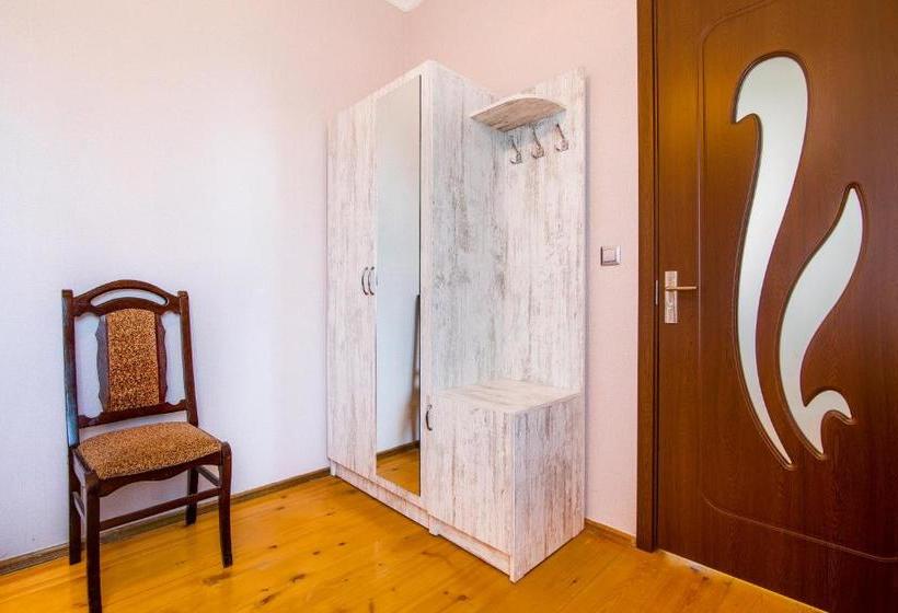 پانسیون Tomas Kokhi