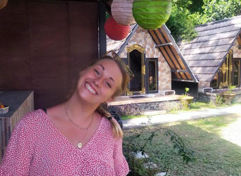 פנסיון Zelobi Venture