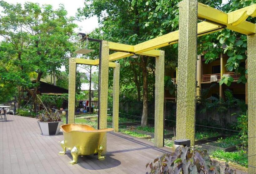 Phumontra Resort Nakhon Nayok