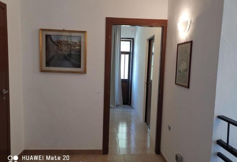 ユースホステル Locanda Zanzarina D Oro Nel Parco Oglio Sud