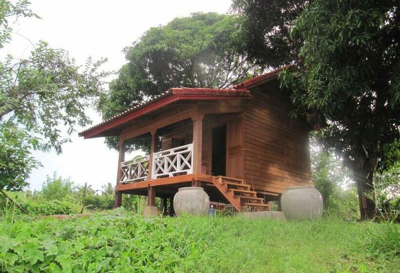 הוסטל Don Som Riverside Guesthouse