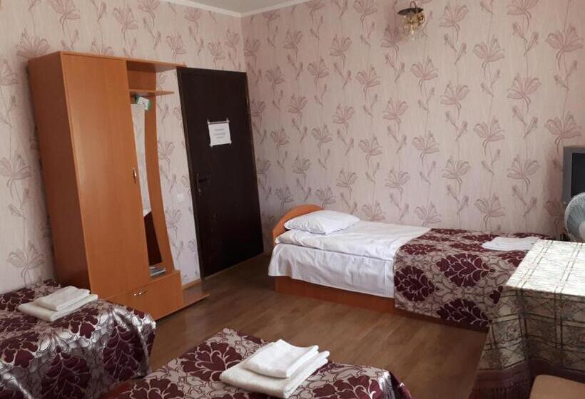 هاستل Gostynnyi Dvir