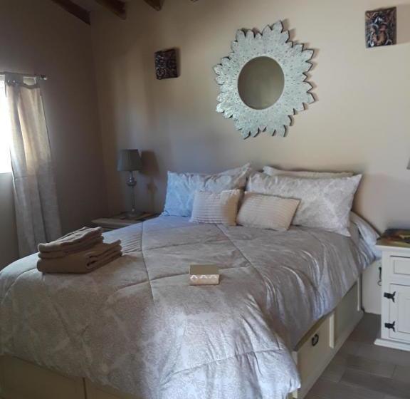 فندق صغير Clos Benoit, A Vineyard Inn