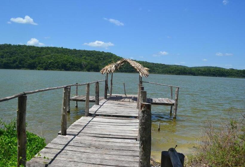 ユースホステル Posada Los Reyecitos