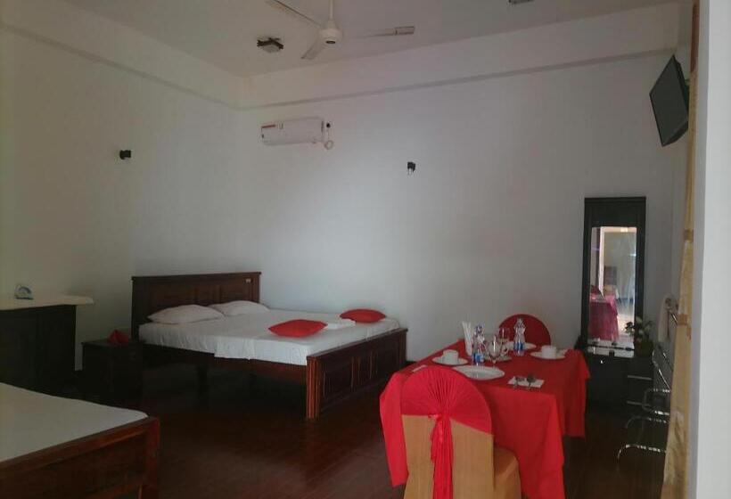 Avanya Hotel And Reception Hall