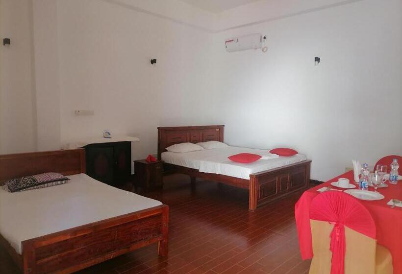 Avanya Hotel And Reception Hall