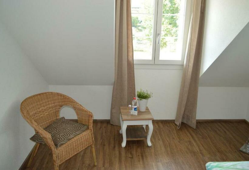 Bed and Breakfast Bnb Zum Schlüssel