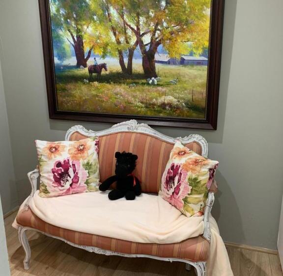 مبيت وإفطار Cavalo Guesthouse & Equestrian Estate