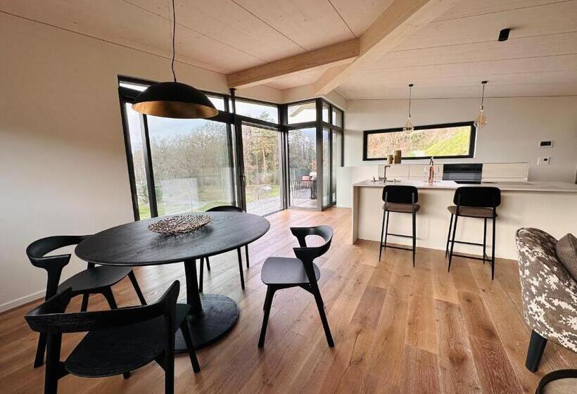 צימר Lodge Glardons