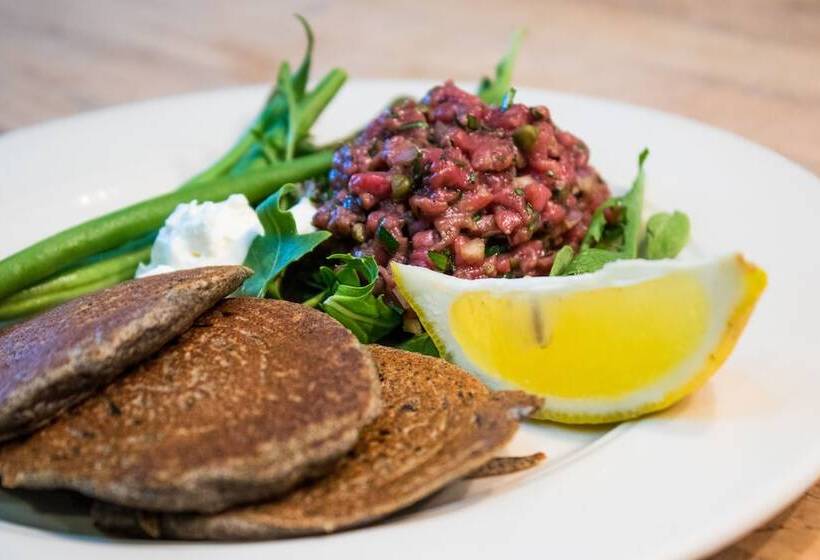 ベッドアンドブレックファースト River House Inn