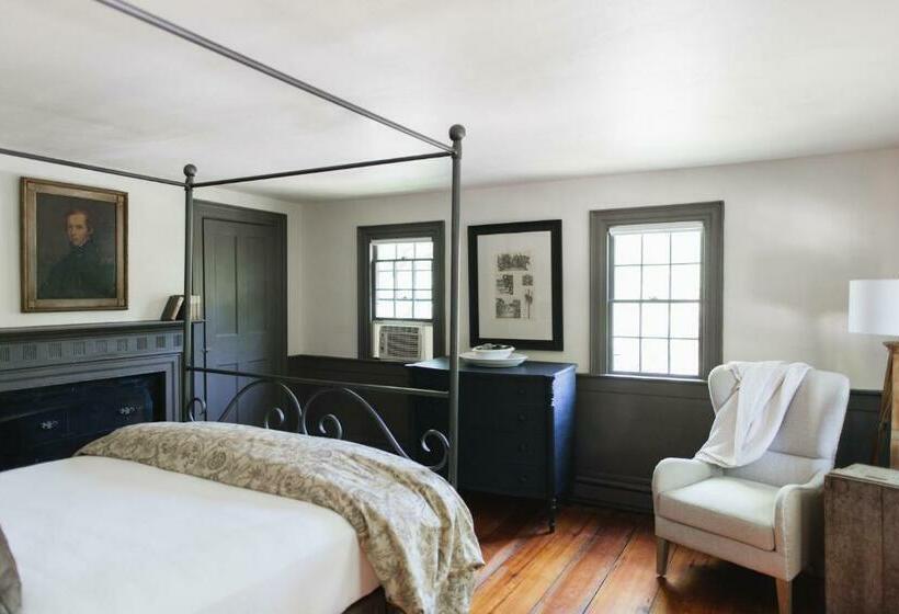 Bed and Breakfast The Squire Tarbox Inn