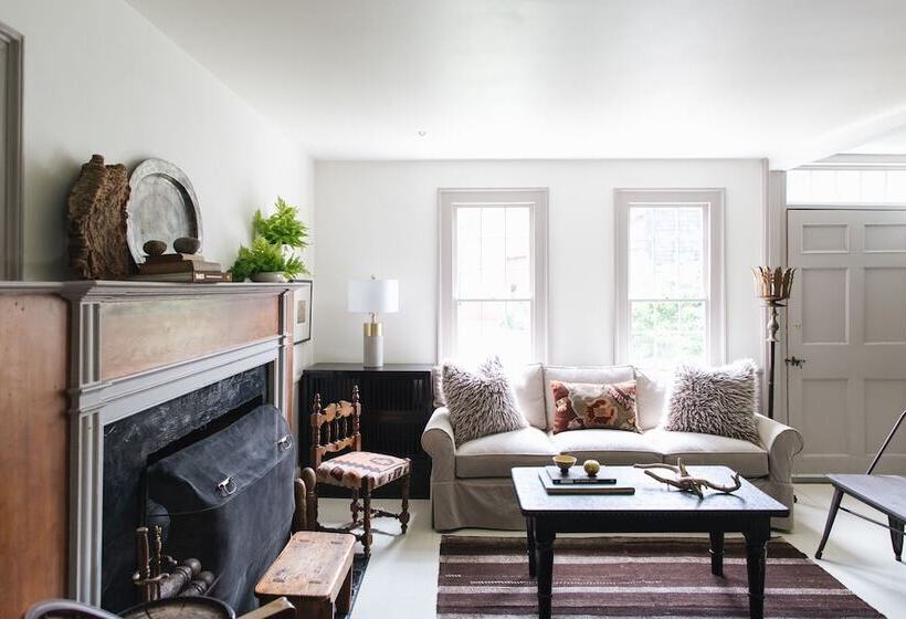 Bed and Breakfast The Squire Tarbox Inn