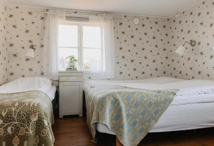 Bull August Gård Vandrarhem/hostel