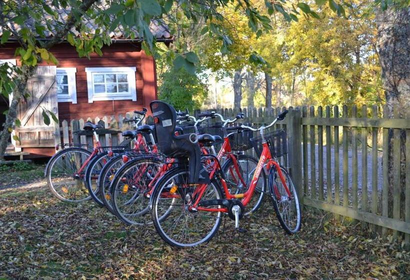 Bull August Gård Vandrarhem/hostel