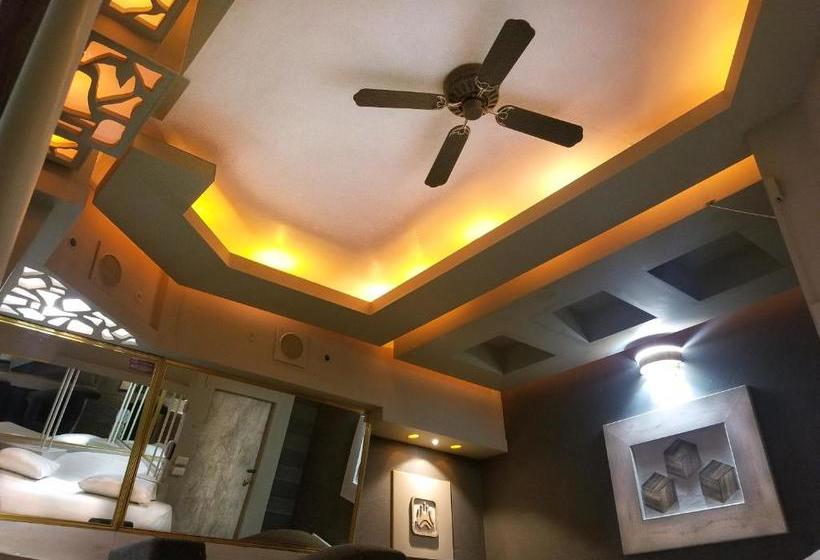 El Gran Marques Hotel/motel