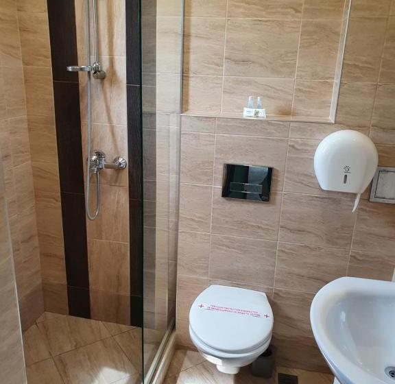 Family Hotel Novel City