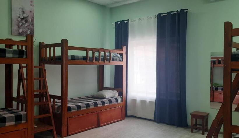 Hostel Korona