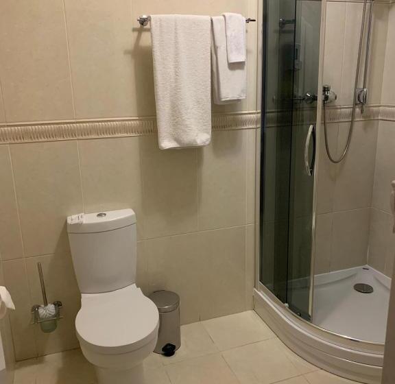 هتل готельна ресторація україночка