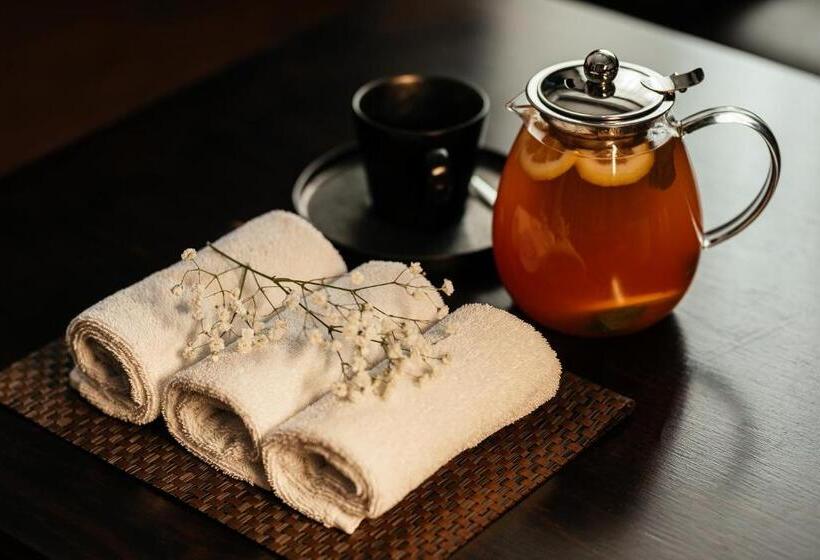 هتل готельна ресторація україночка