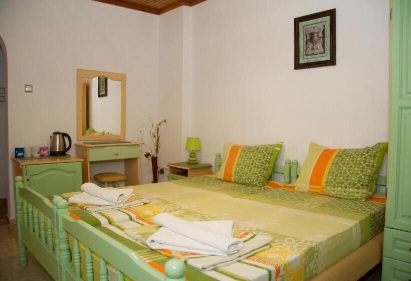 فندق хотел тихия кът