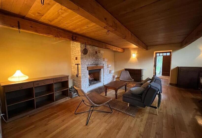 בית מלון כפרי Agriturismo Casale Montebello