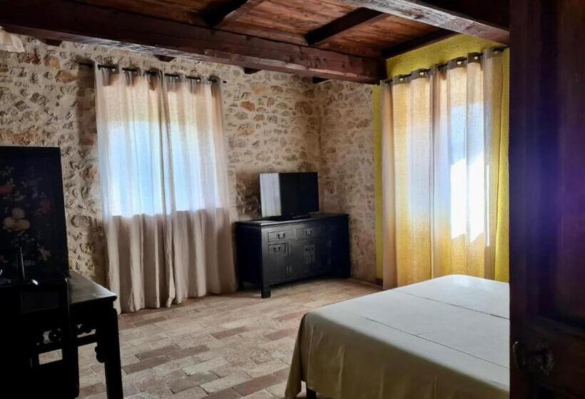 בית מלון כפרי Agriturismo Casale Montebello