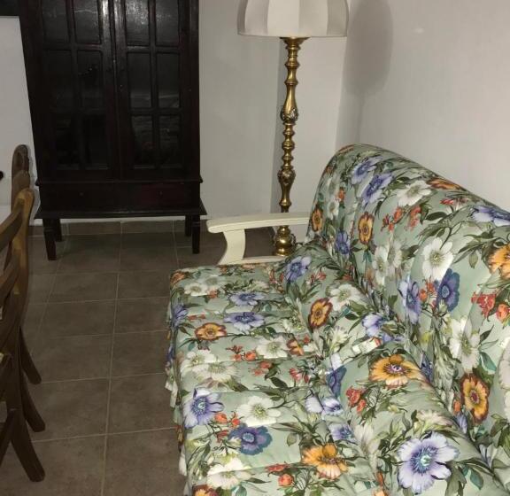 בית מלון כפרי Agriturismo Poggio Tondo