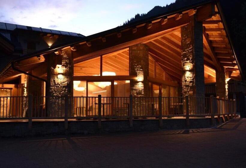 בית מלון כפרי Aurai