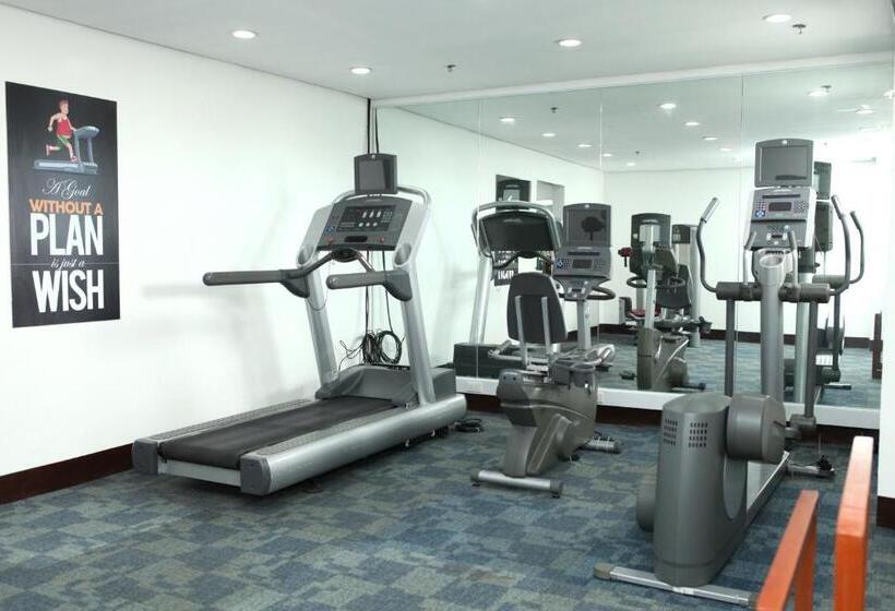 호텔 Centtro Residences