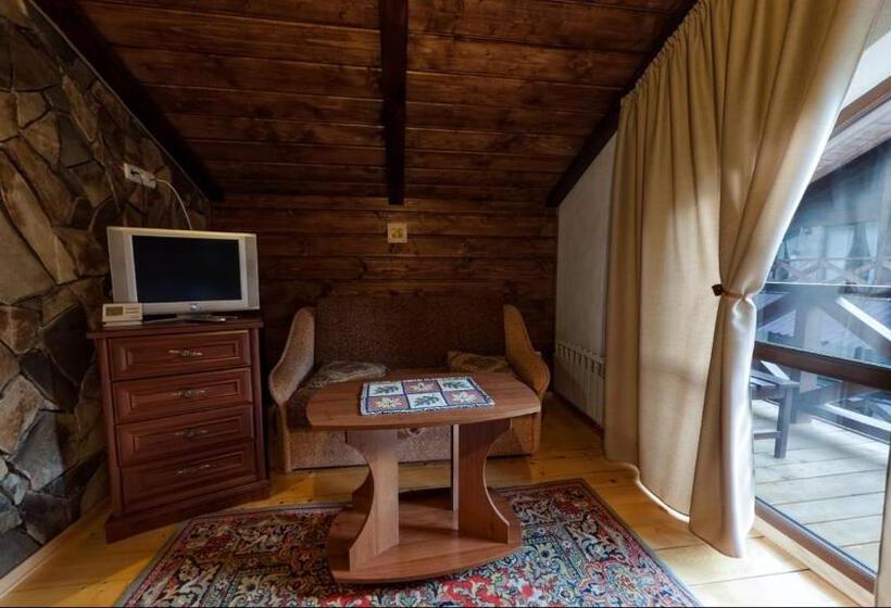 هتل Chalet Vedmezhe