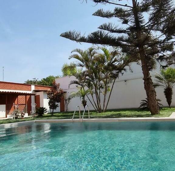 ホテル Costa Andina