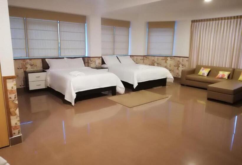 فندق Costa Riviera