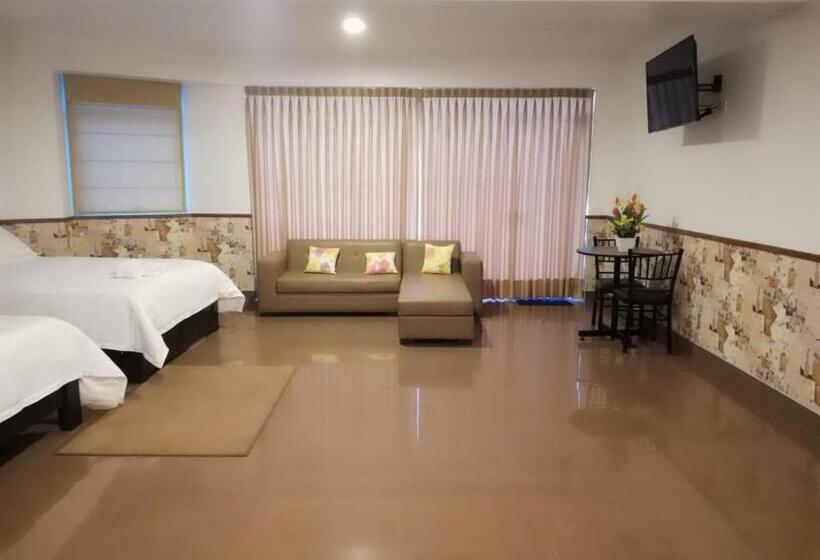 فندق Costa Riviera