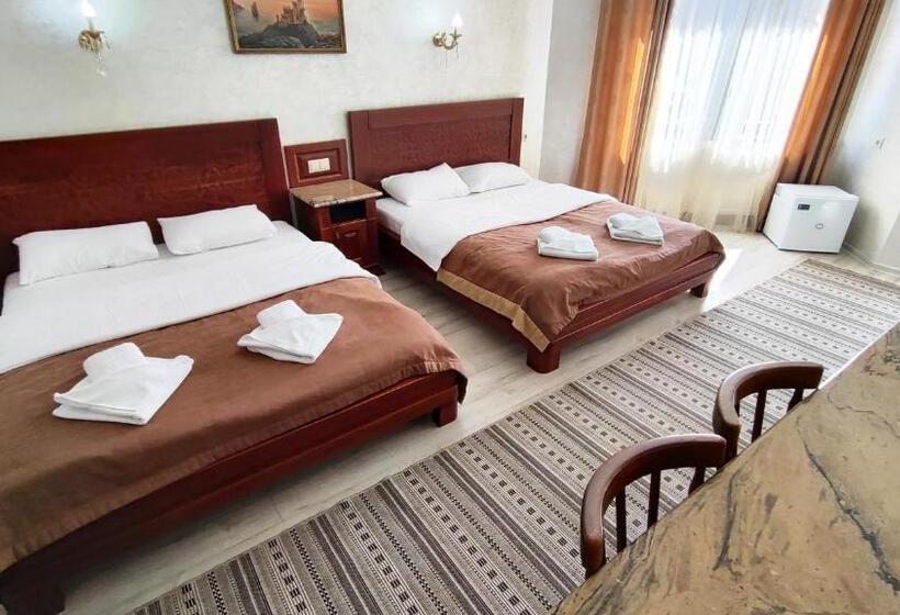 هتل Diamond Resort White