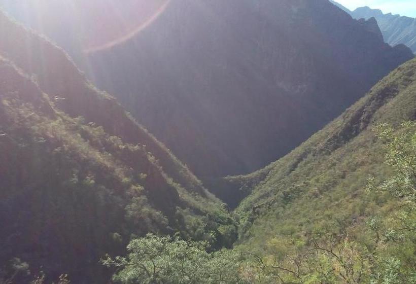 ホテル Entronque Barrancas