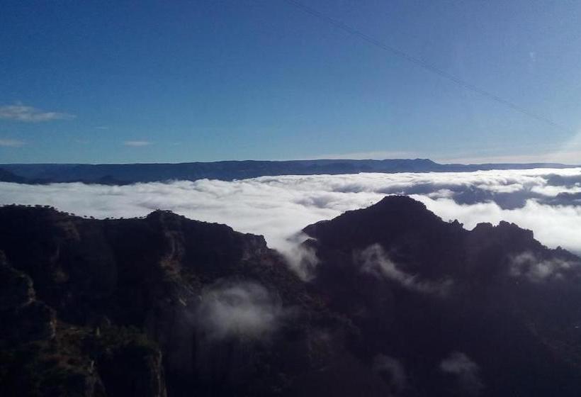 ホテル Entronque Barrancas