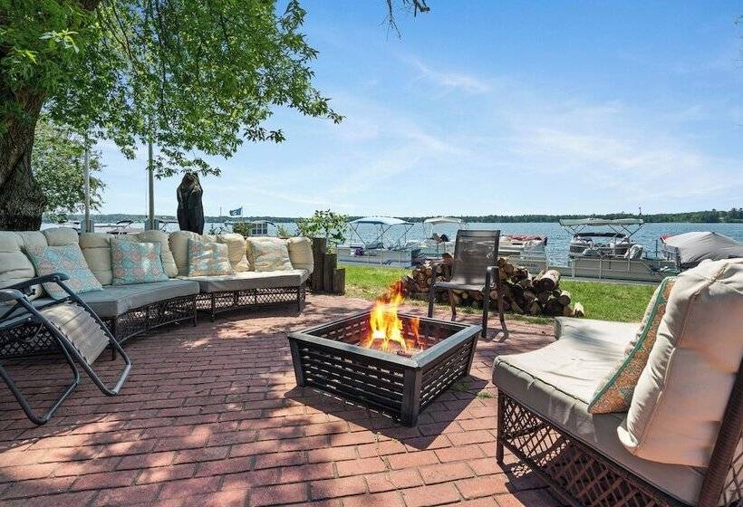 فندق Fife Lake Lodge